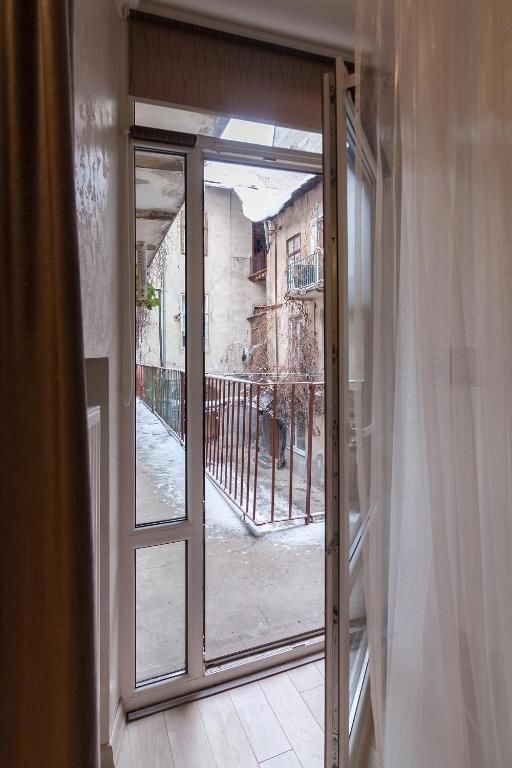 Апартаменты Apartment on Knyaza Romana 24 Львов-24