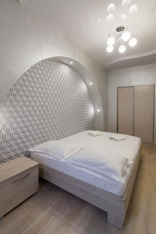 Апартаменты Apartment on Knyaza Romana 24 Львов-41