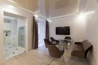 Апартаменты Apartment on Knyaza Romana 24 Львов Апартаменты с 3 спальнями-18
